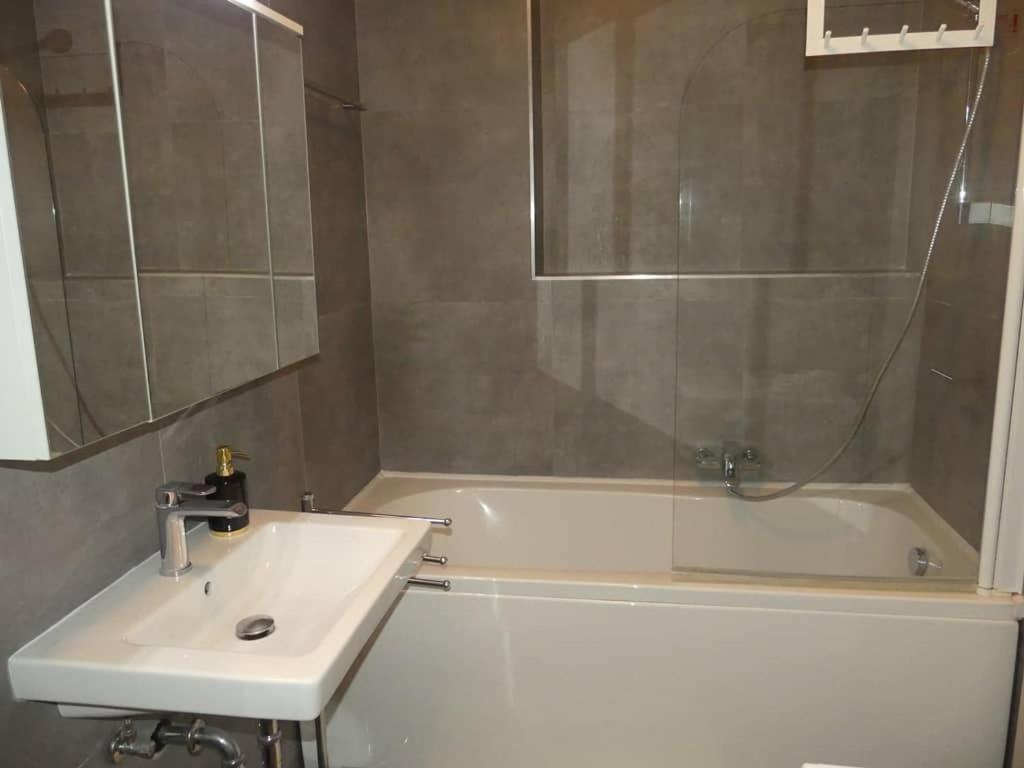 Apartman Natali*** Lägenhet Varaždin Exteriör bild