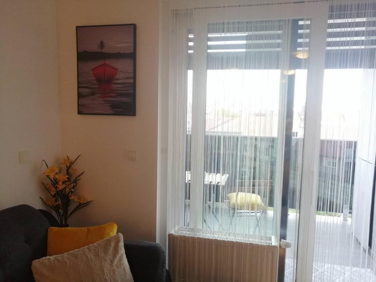 Apartman Natali*** Lägenhet Varaždin Exteriör bild