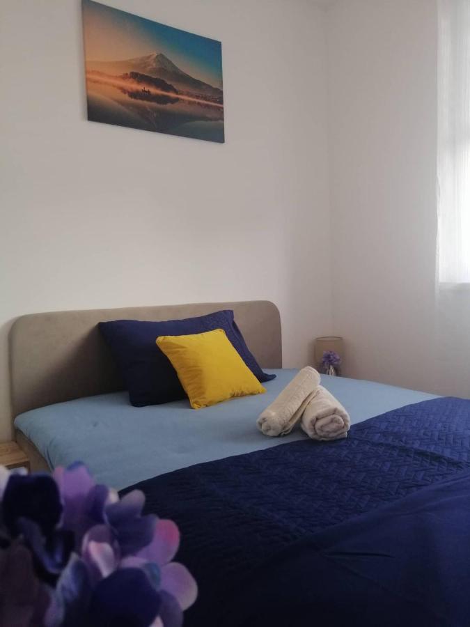 Apartman Natali*** Lägenhet Varaždin Exteriör bild