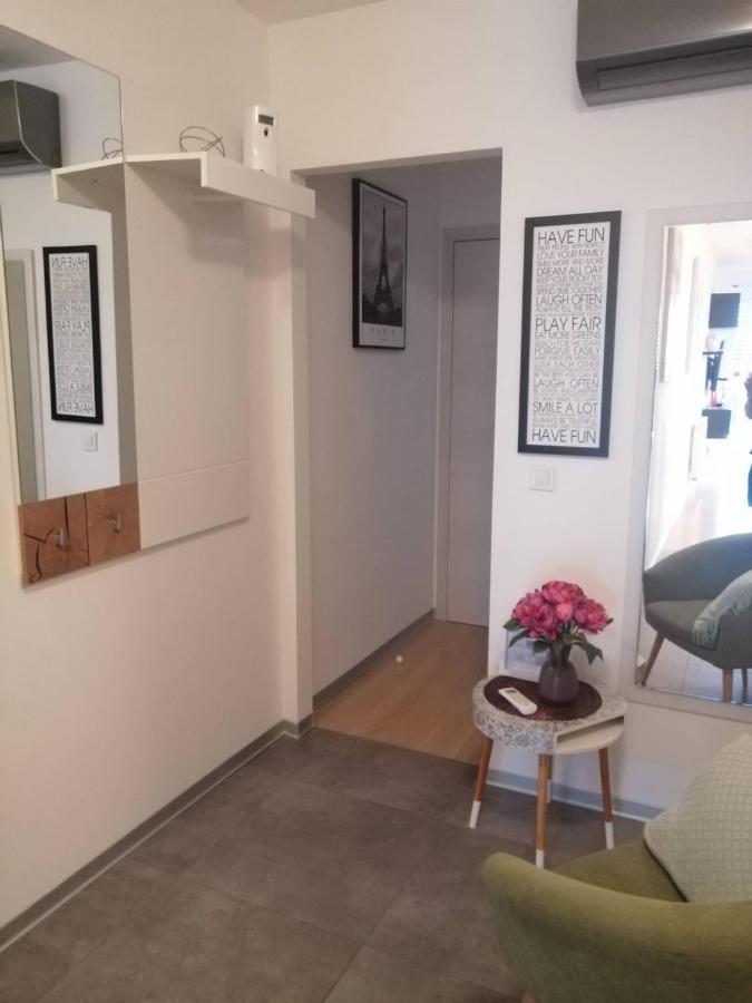 Apartman Natali*** Lägenhet Varaždin Exteriör bild