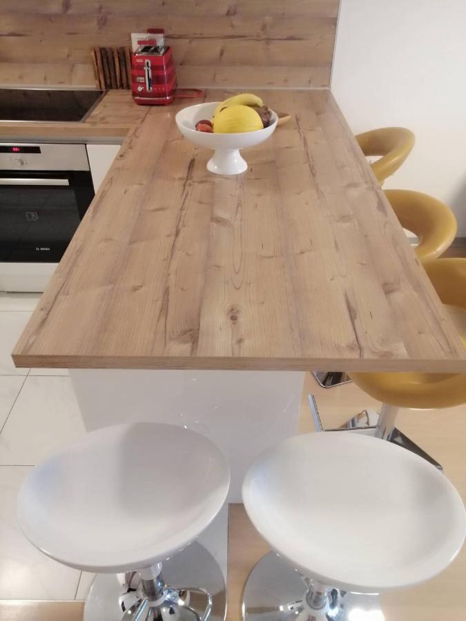 Apartman Natali*** Lägenhet Varaždin Exteriör bild