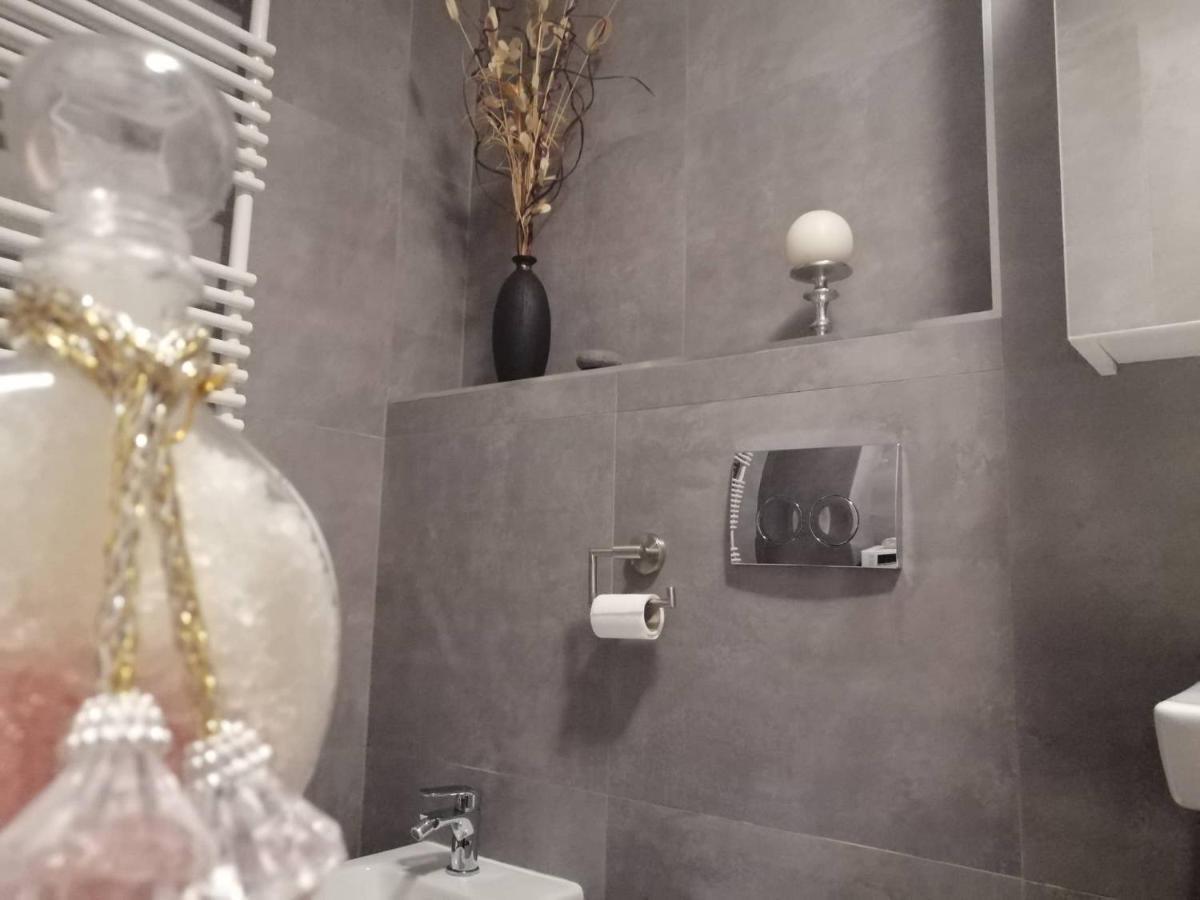 Apartman Natali*** Lägenhet Varaždin Exteriör bild
